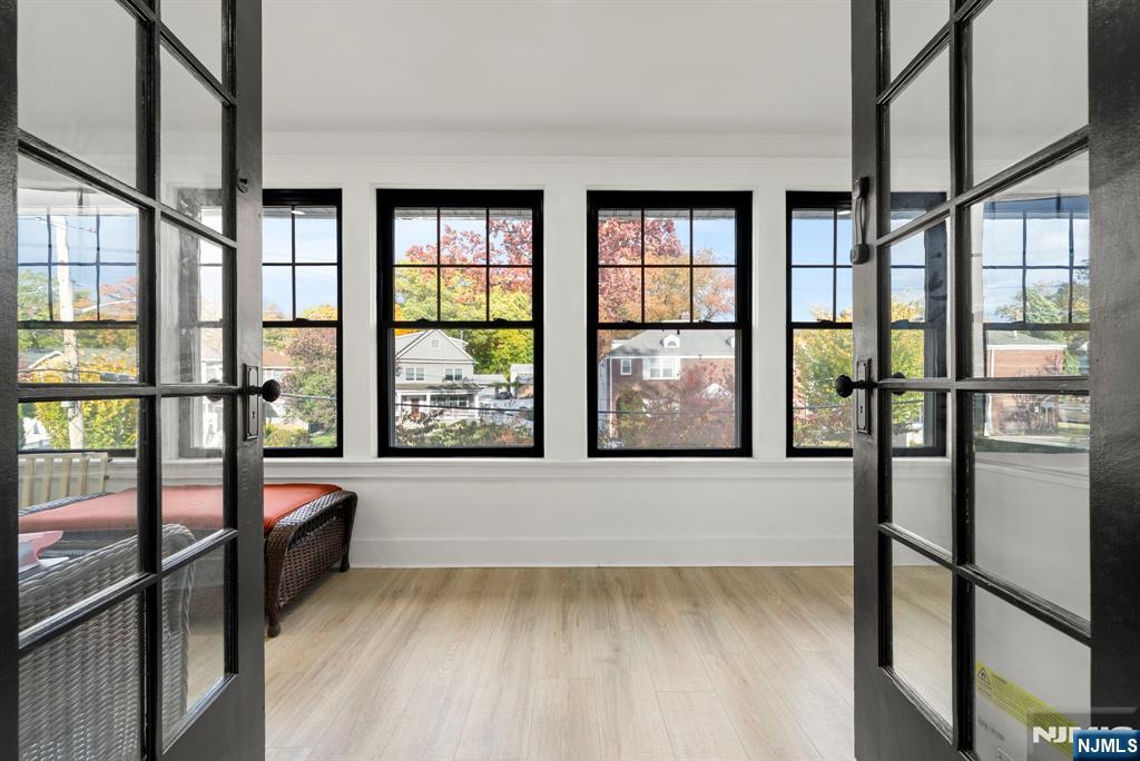 Rutherford, New Jersey, 07070, United States, 4 Bedrooms Bedrooms, ,2 BathroomsBathrooms,Residential,For Sale,1977707