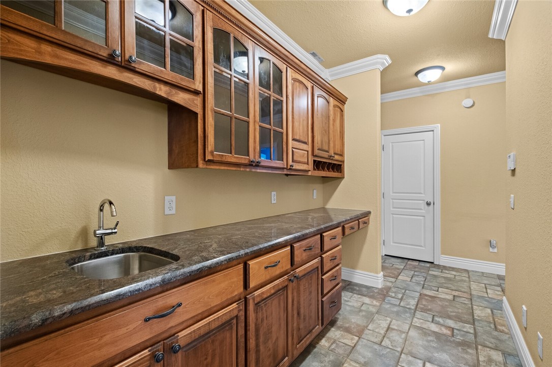 Bentonville, Arkansas, 72712, United States, 4 Bedrooms Bedrooms, ,4 BathroomsBathrooms,Residential,For Sale,1805614