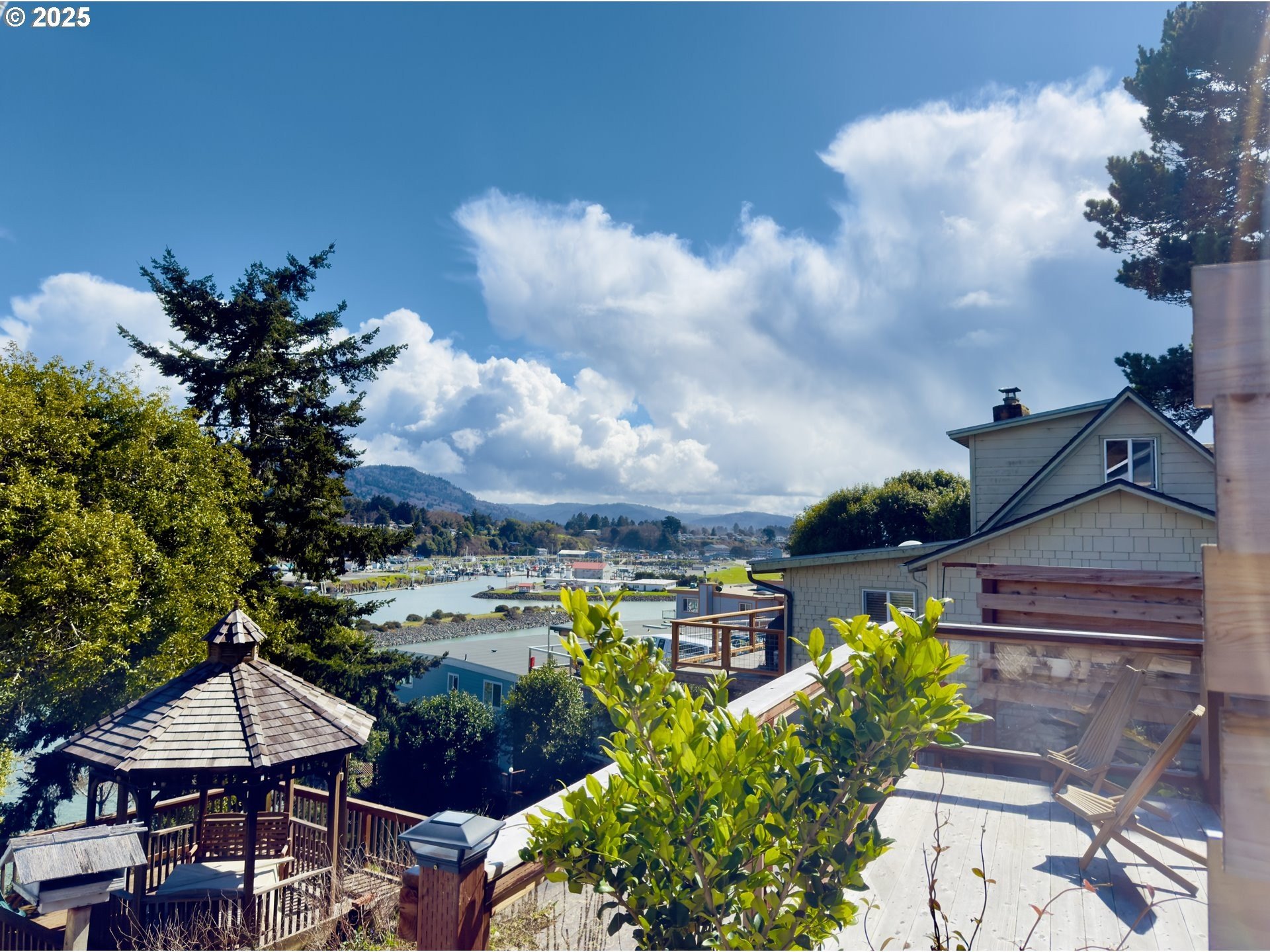 Brookings, Oregon, 97415, United States, 2 Bedrooms Bedrooms, ,2 BathroomsBathrooms,Residential,For Sale,2002477