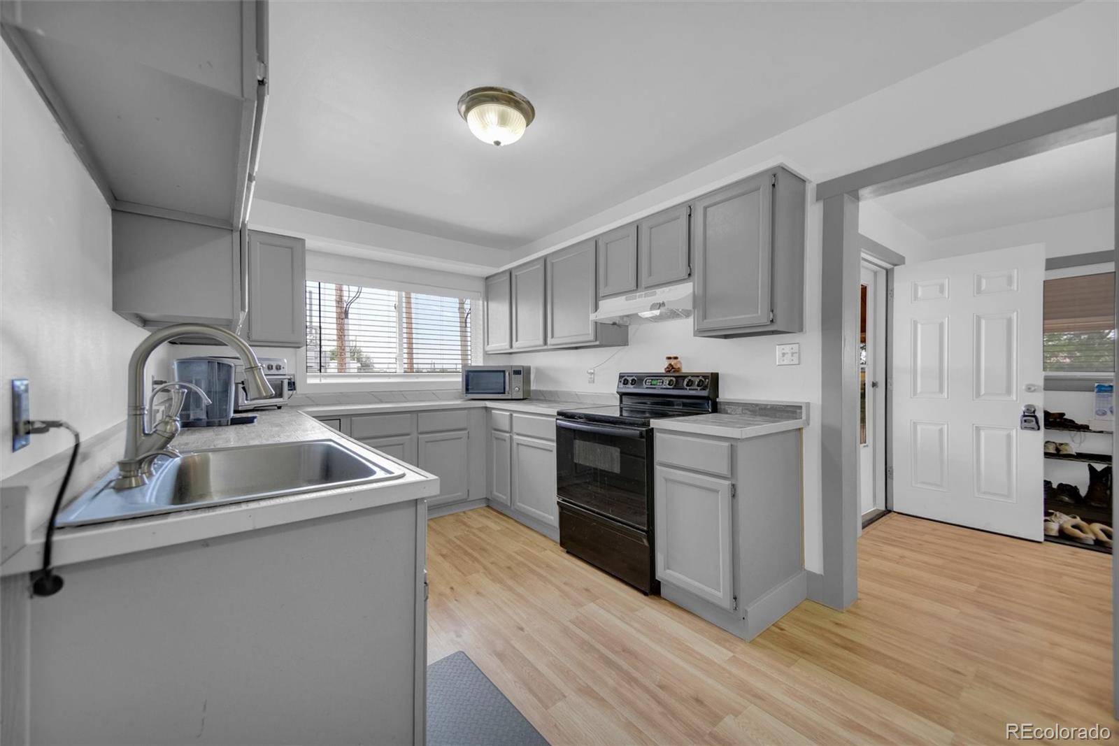 Keenesburg, Colorado, 80643, United States, 2 Bedrooms Bedrooms, ,1 BathroomBathrooms,Residential,For Sale,1819436