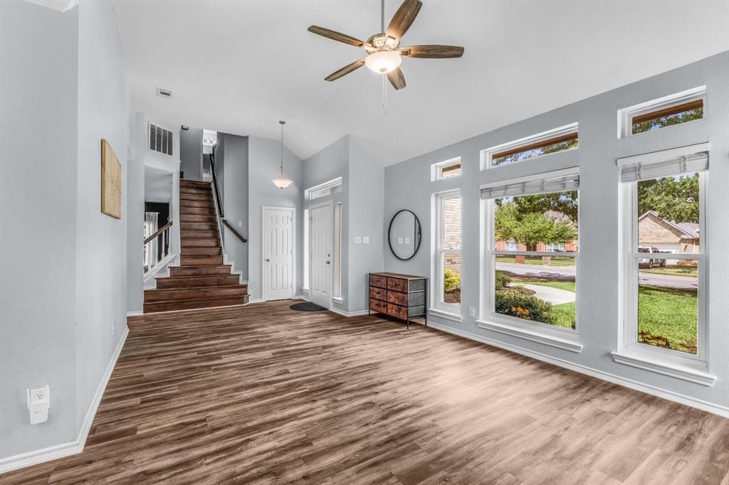 Grapevine, Texas, 76051, United States, 4 Bedrooms Bedrooms, ,3 BathroomsBathrooms,Residential,For Sale,1921627