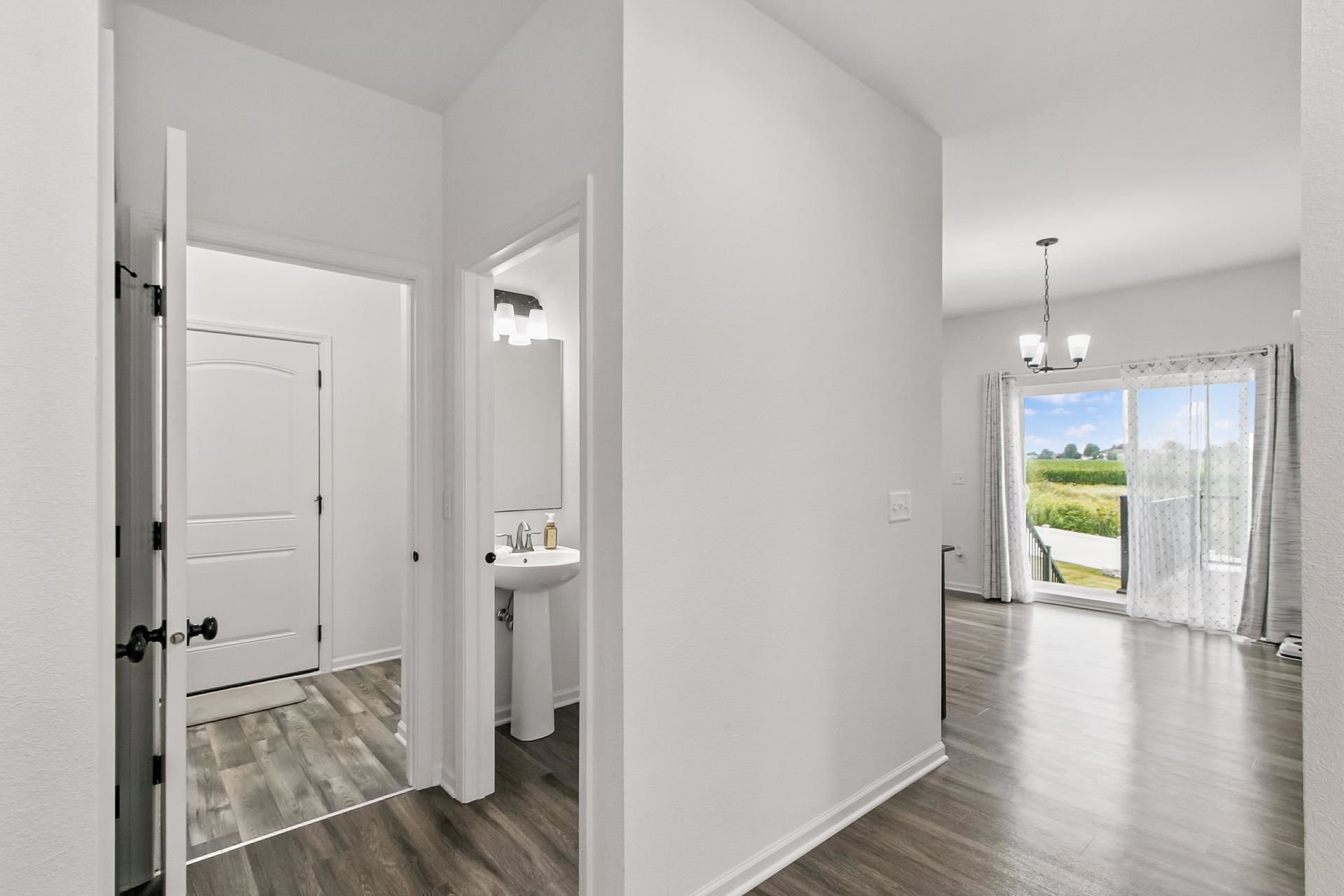 DeForest, Wisconsin, 53532, United States, 4 Bedrooms Bedrooms, ,4 BathroomsBathrooms,Residential,For Sale,1913237