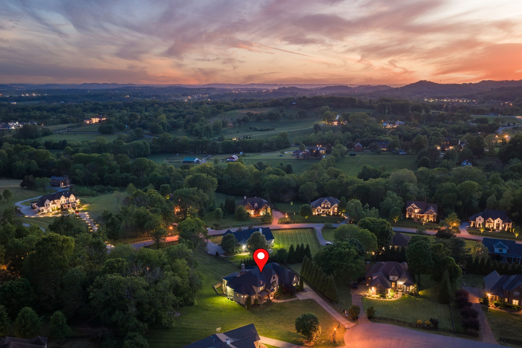  2713 Deer Haven Ct, Franklin, TN, 37067 - 物件實景