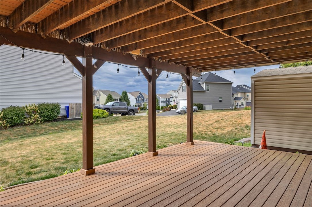 Jackson Twp, Pennsylvania, 16063, United States, 5 Bedrooms Bedrooms, ,4 BathroomsBathrooms,Residential,For Sale,1933406