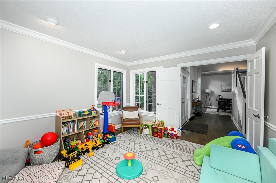 Brecksville, Ohio, 44141, United States, 4 Bedrooms Bedrooms, ,4 BathroomsBathrooms,Residential,For Sale,1926266