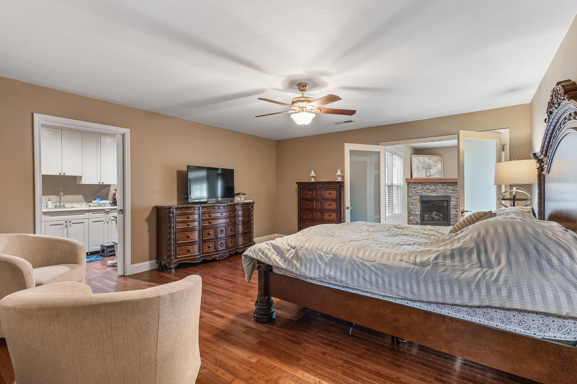 Greenback, Tennessee, 37742, United States, 3 Bedrooms Bedrooms, ,2 BathroomsBathrooms,Residential,For Sale,1996509