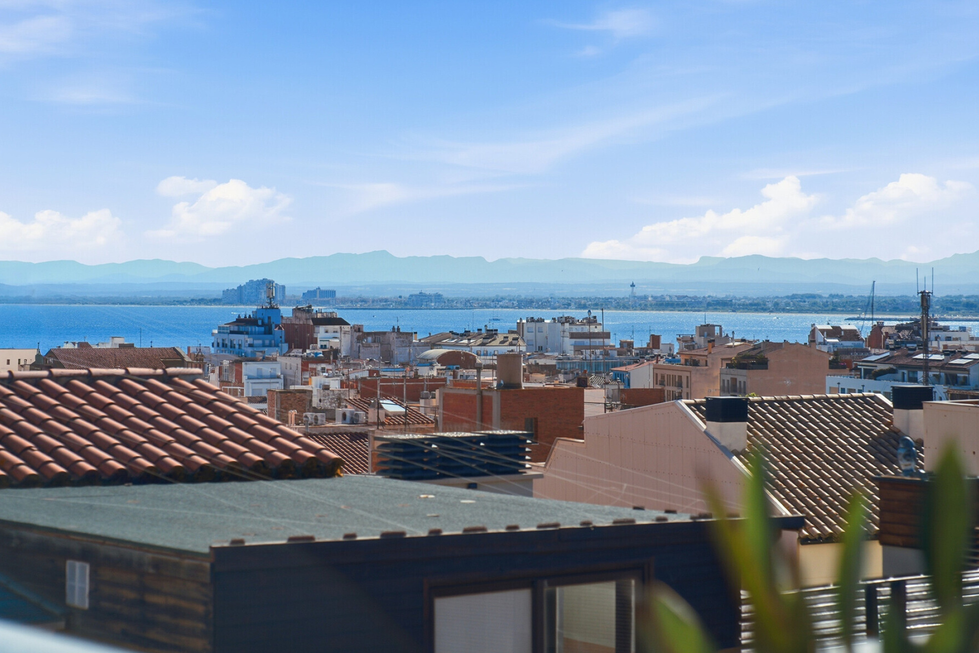  Contemporary duplex penthouse with a terrace and partial ocean view in Roses - 物件實景