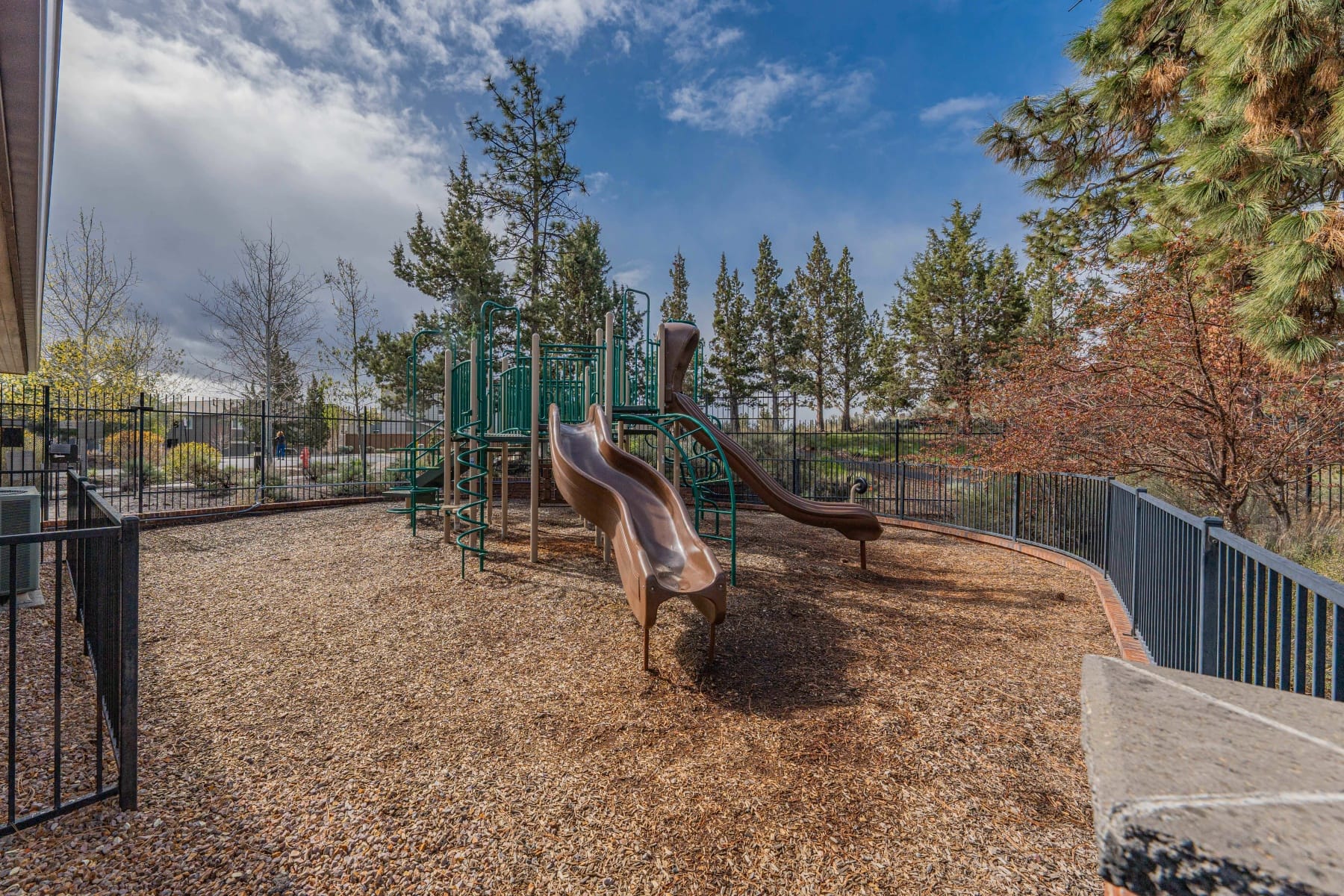  61048 SE Stari Most Loop Bend, OR 97702 - 物件實景