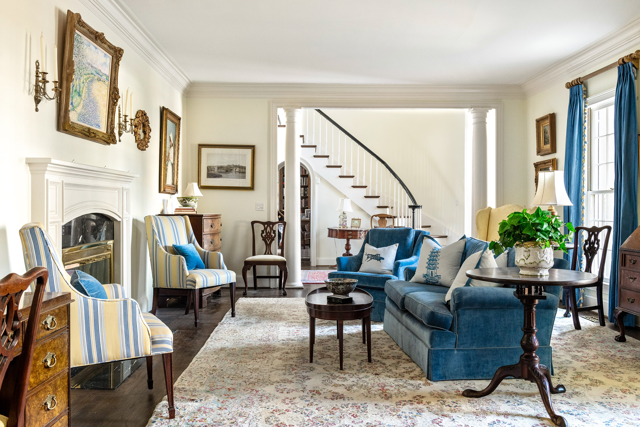  Elegant Traditional Home in Buckhead