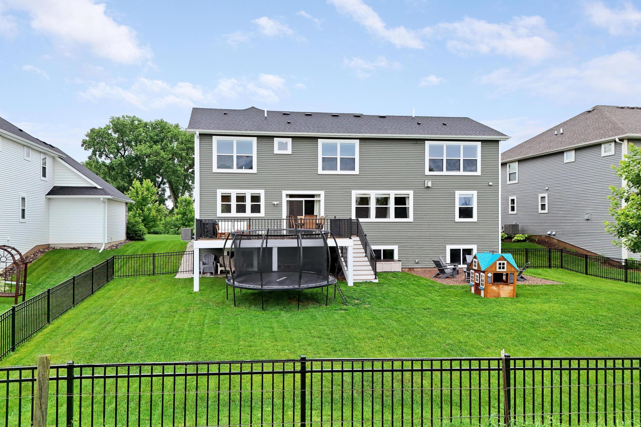 Rosemount, Minnesota, 55068, United States, 4 Bedrooms Bedrooms, ,4 BathroomsBathrooms,Residential,For Sale,1882599