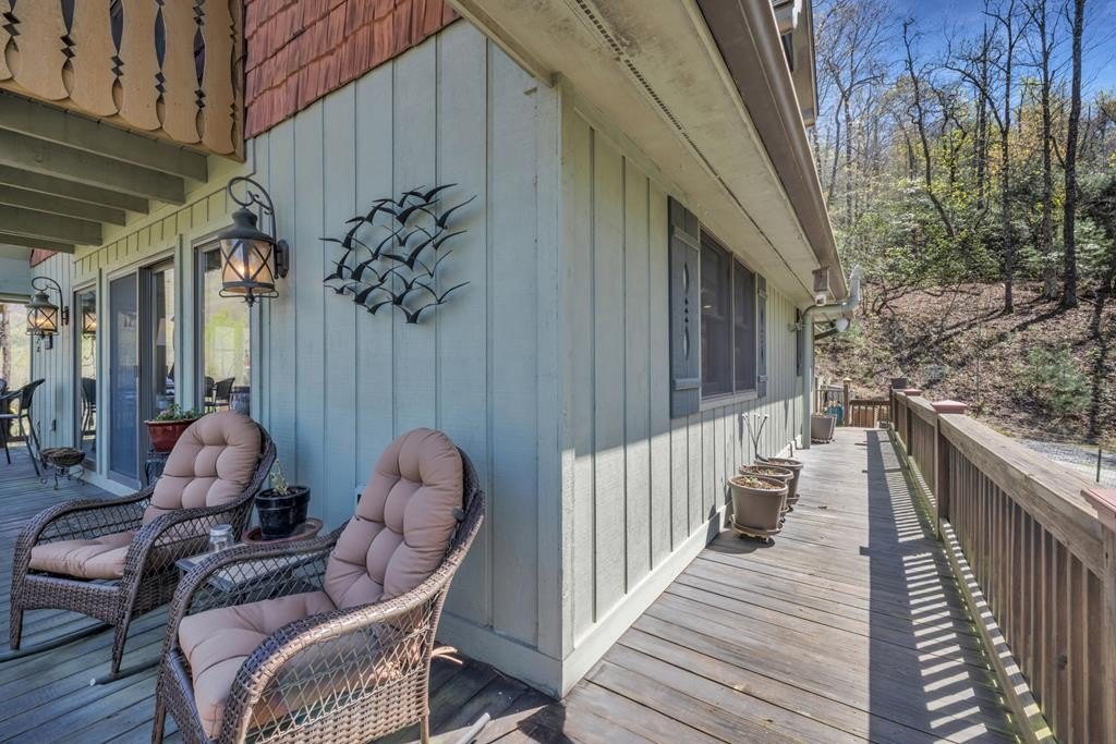 Hayesville, North Carolina, 28904, United States, 3 Bedrooms Bedrooms, ,3 BathroomsBathrooms,Residential,For Sale,1834730