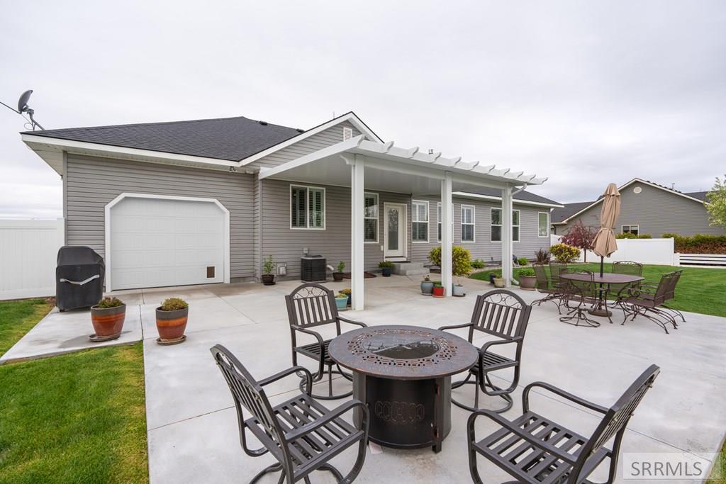 Rigby, Idaho, 83442, United States, 5 Bedrooms Bedrooms, ,3 BathroomsBathrooms,Residential,For Sale,1944948