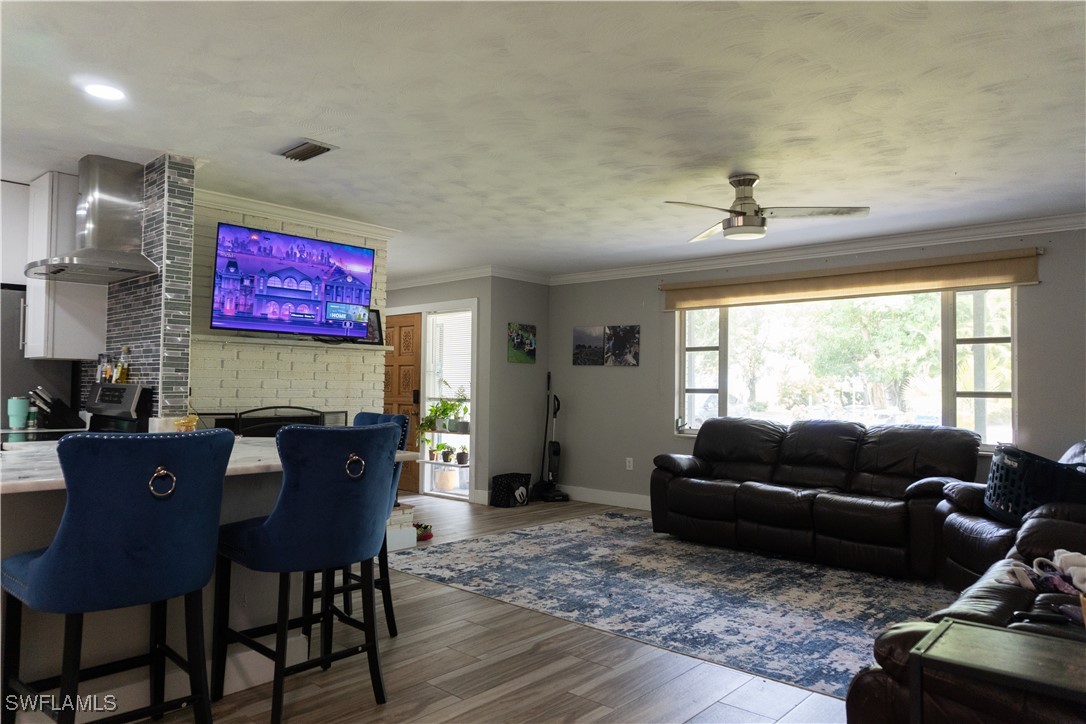 Fort Myers, Florida, 33916, United States, 4 Bedrooms Bedrooms, ,5 BathroomsBathrooms,Residential,For Sale,1975141