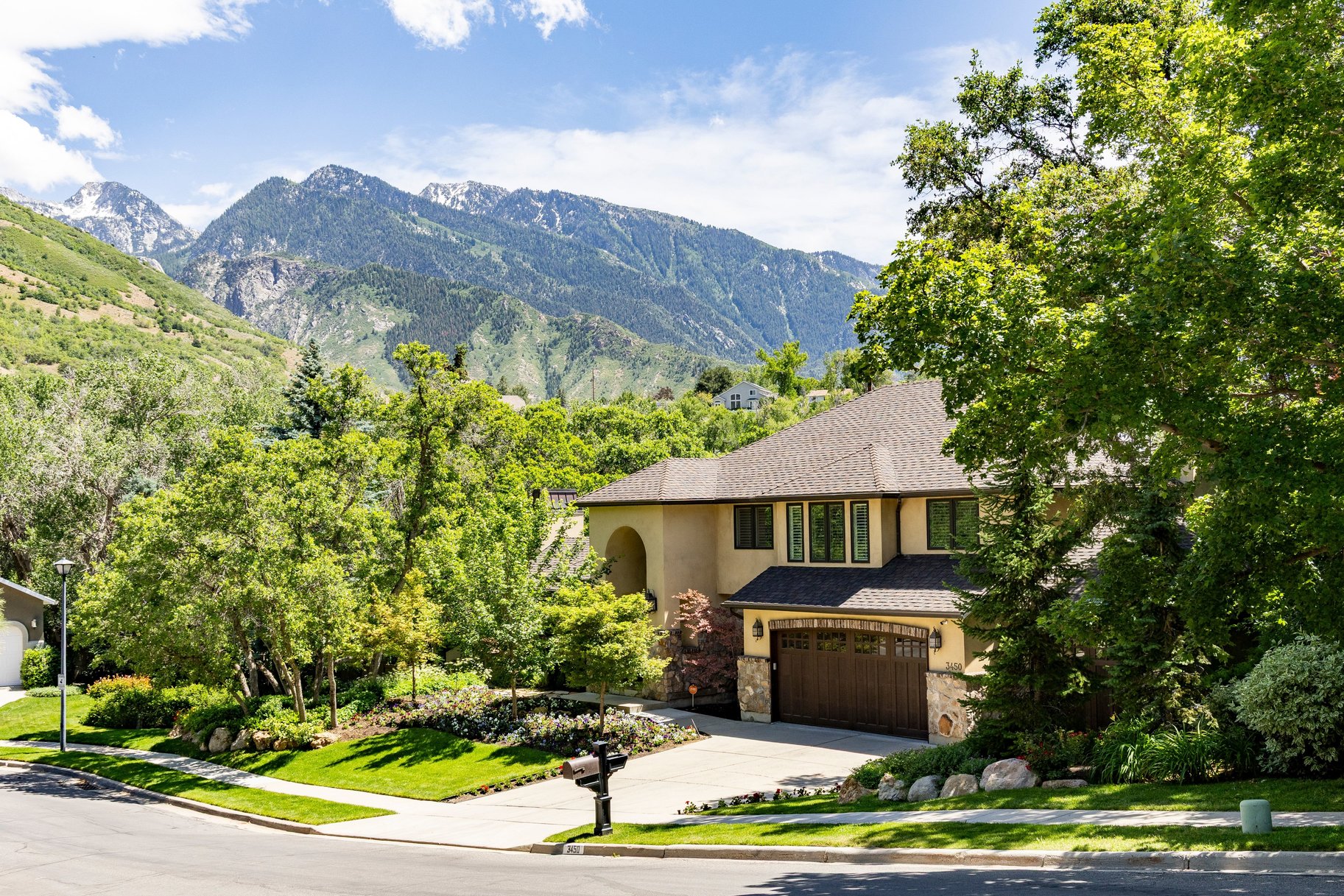  Private Cottonwood Heights Estate with Resort Backyard & Mountain Views - 物件實景