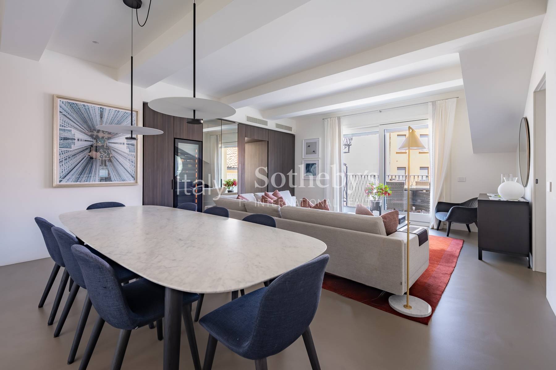  Fully renovated penthouse in the Magenta/Castello area - 物件實景