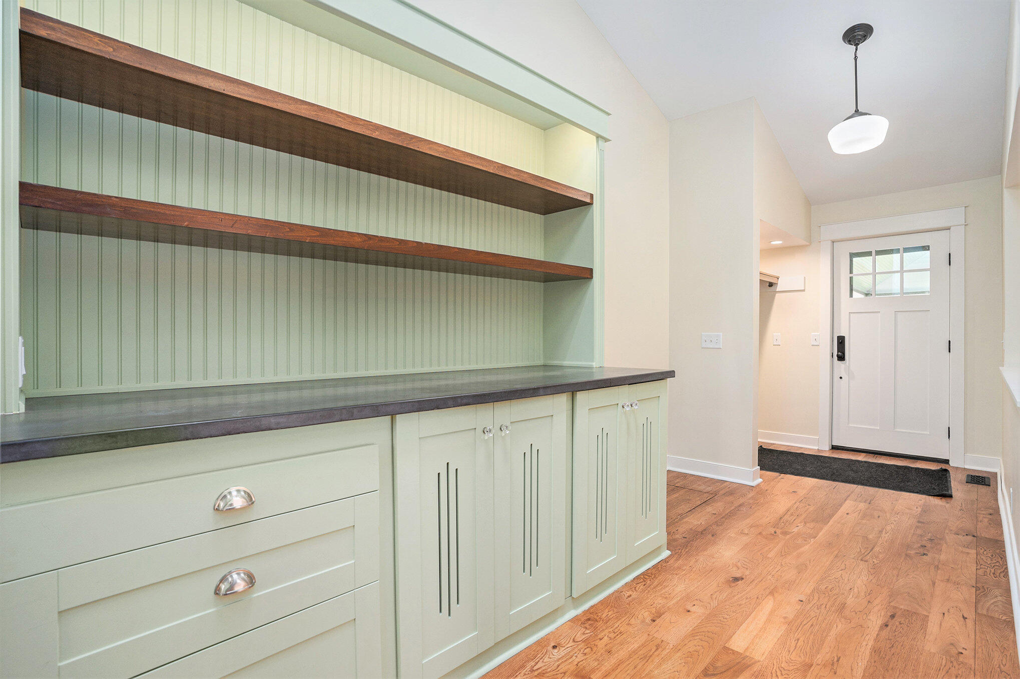 Saugatuck, Michigan, 49453, United States, 4 Bedrooms Bedrooms, ,3 BathroomsBathrooms,Residential,For Sale,1807495
