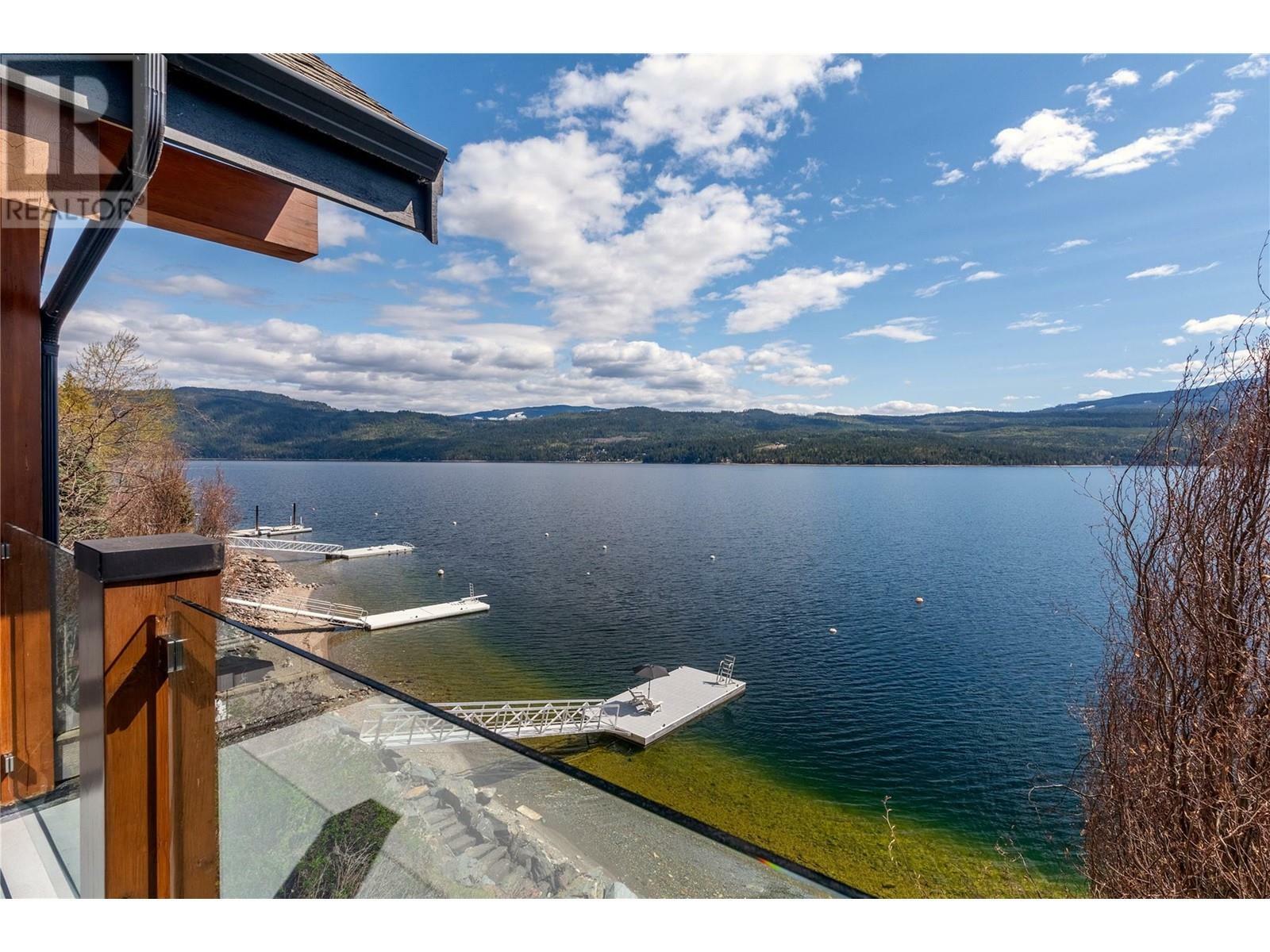 ANGLEMONT, British Columbia, V0E 1M8, CA, 5 Bedrooms Bedrooms, ,4 BathroomsBathrooms,Residential,For Sale,1838745