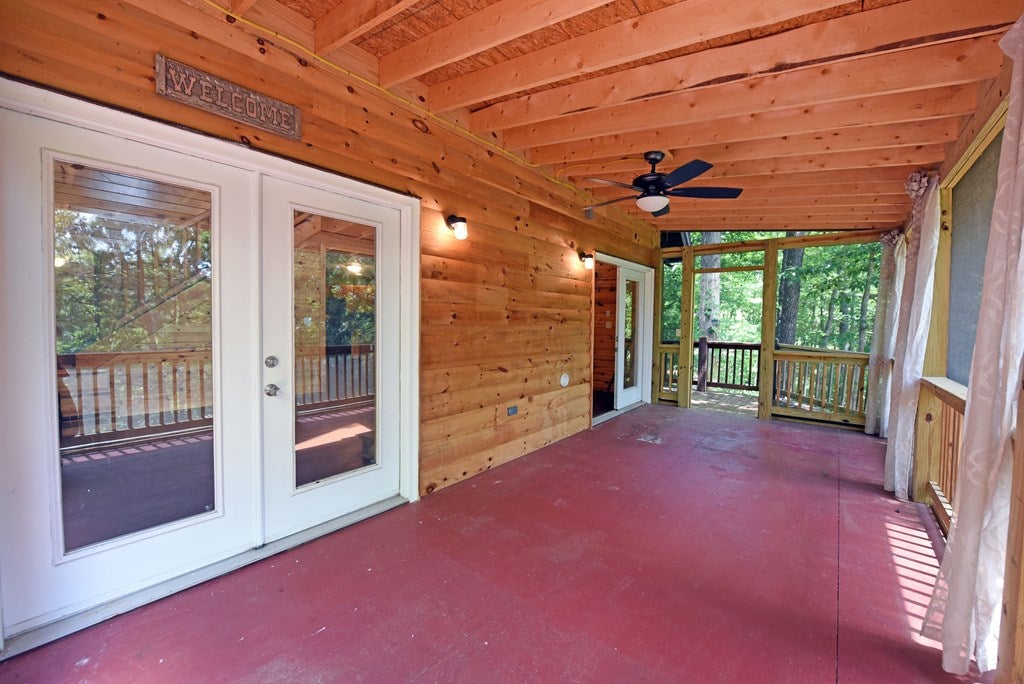 Mineral Bluff, Georgia, 30559, United States, 3 Bedrooms Bedrooms, ,3 BathroomsBathrooms,Residential,For Sale,1882955