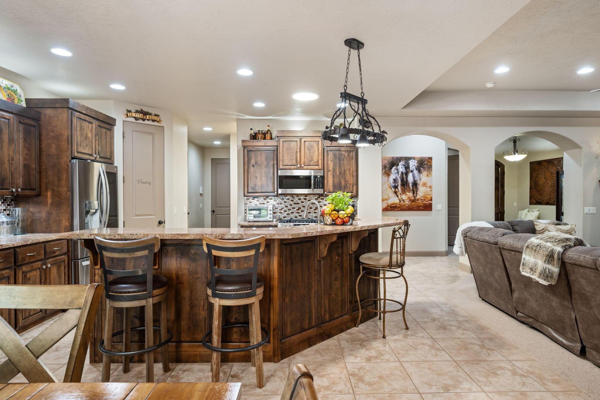 St George, Utah, 84790, United States, 4 Bedrooms Bedrooms, ,3 BathroomsBathrooms,Residential,For Sale,1931400
