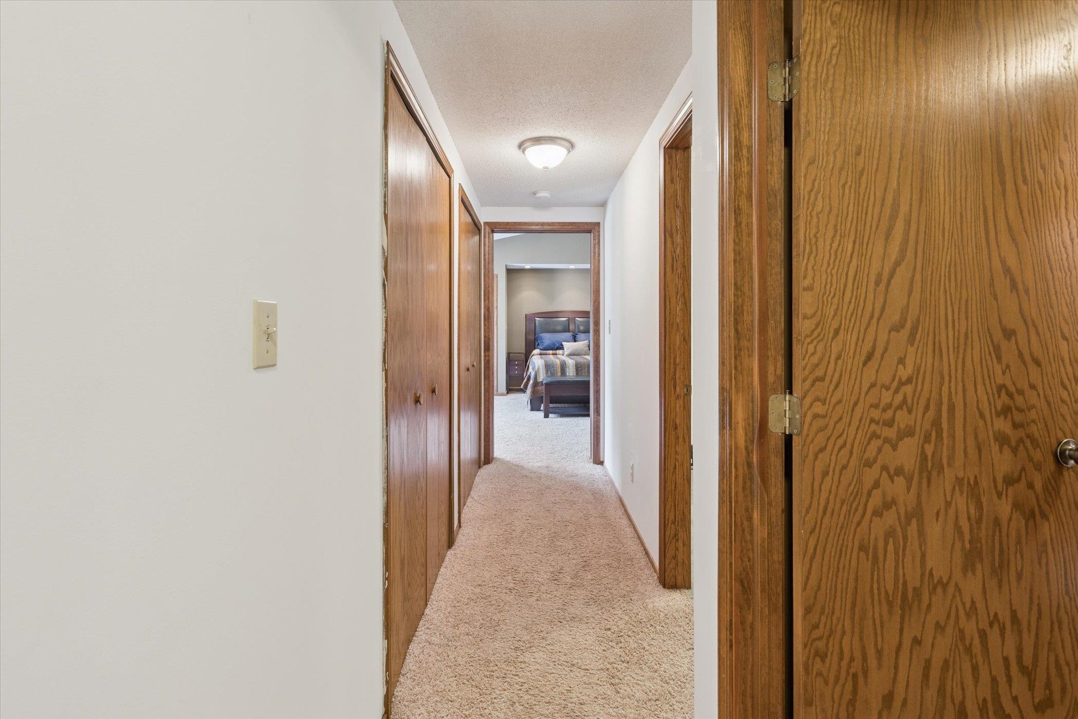 Midland, Michigan, 48640, United States, 3 Bedrooms Bedrooms, ,3 BathroomsBathrooms,Residential,For Sale,1975279