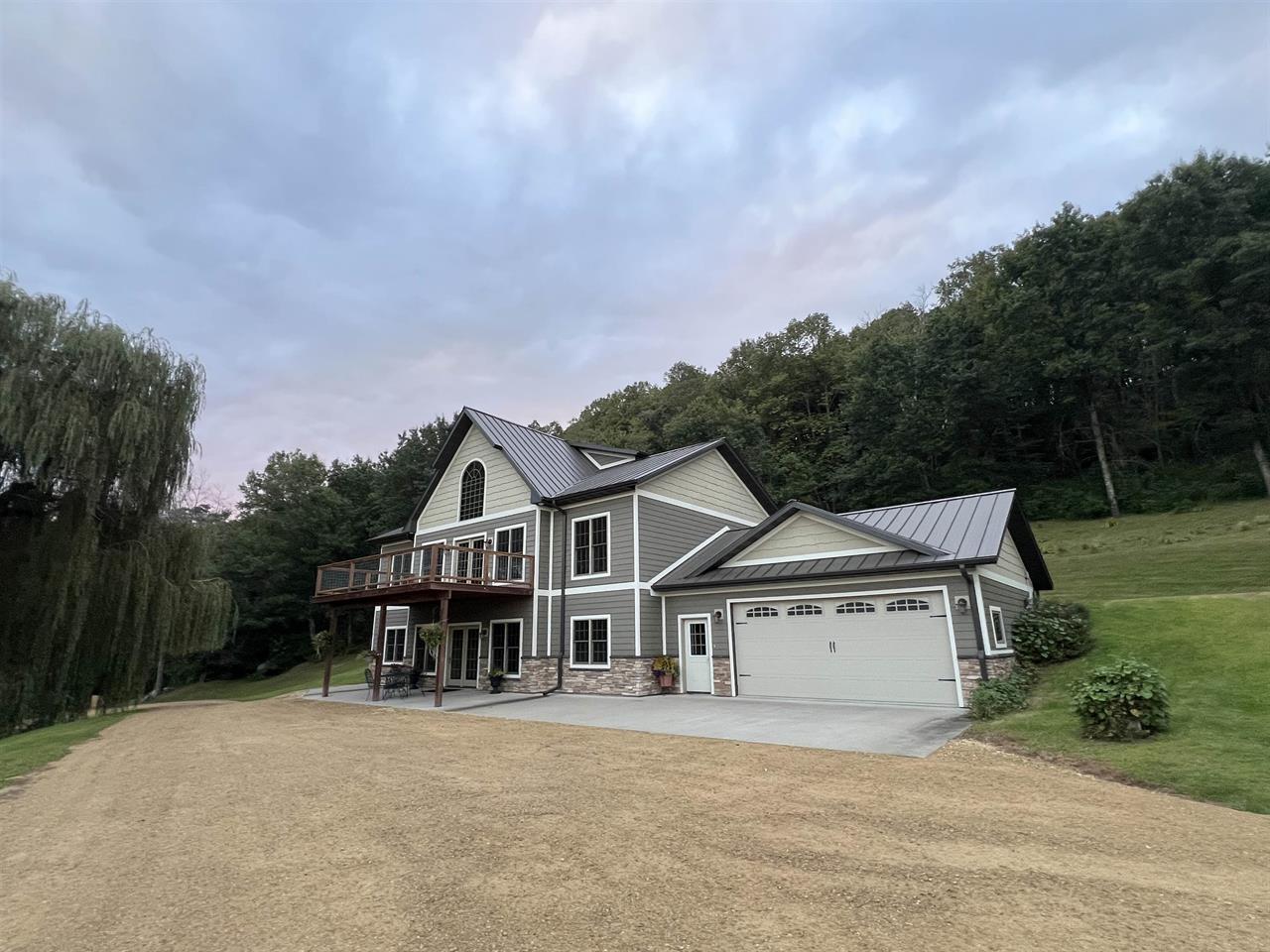 Westby, Wisconsin, 54667, United States, 3 Bedrooms Bedrooms, ,3 BathroomsBathrooms,Residential,For Sale,1977148