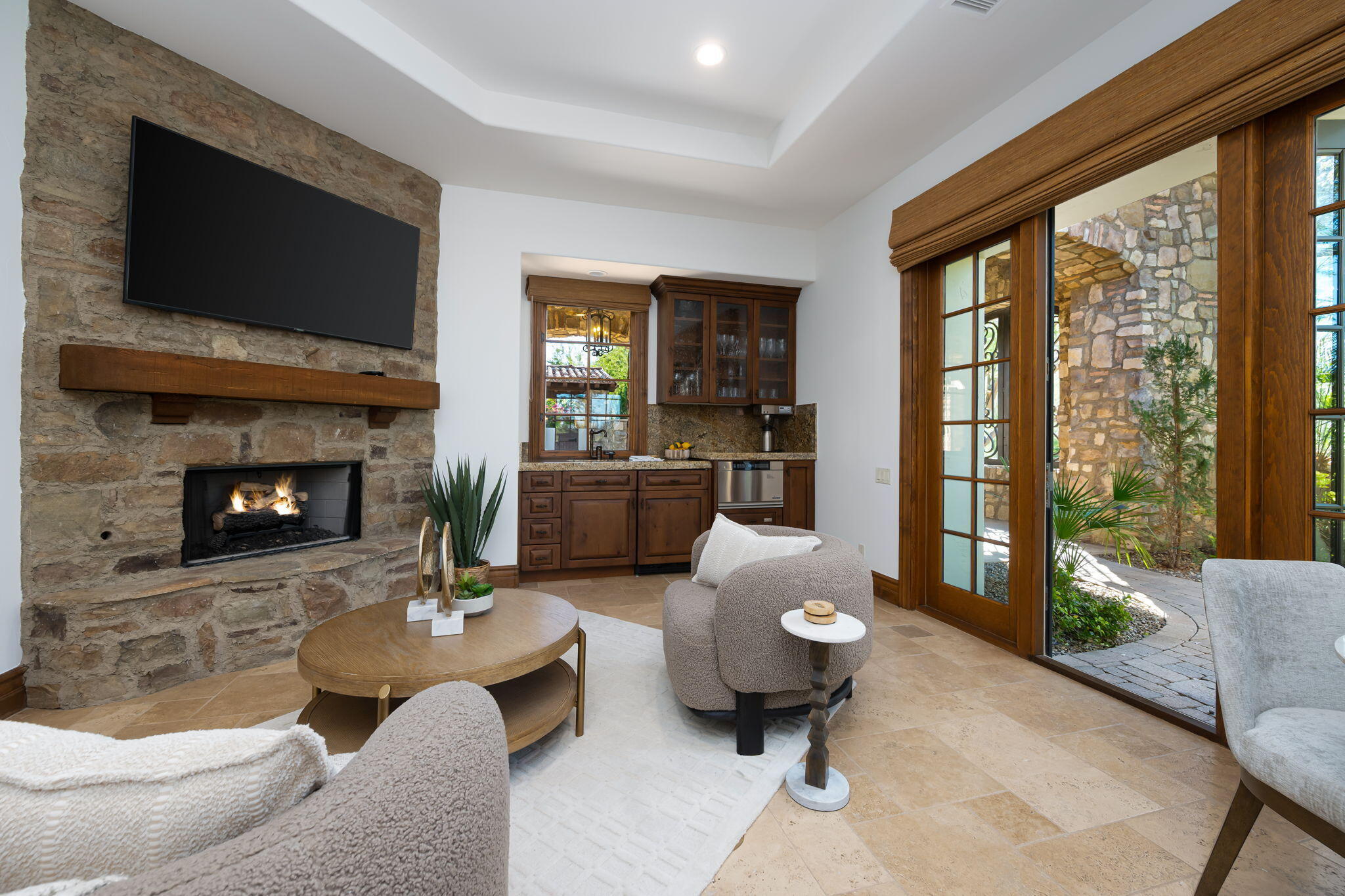 Palm Desert, California, 92260, United States, 7 Bedrooms Bedrooms, ,9 BathroomsBathrooms,Residential,For Sale,1996836