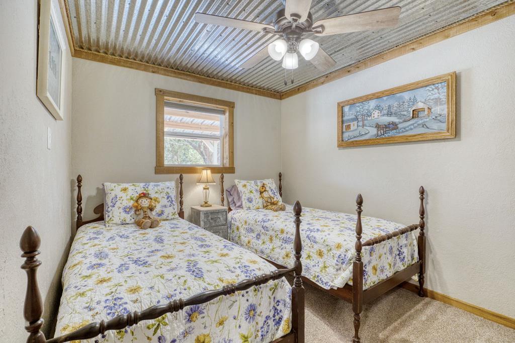 Fredericksburg, Texas, 78624, United States, 3 Bedrooms Bedrooms, ,2 BathroomsBathrooms,Residential,For Sale,1982918