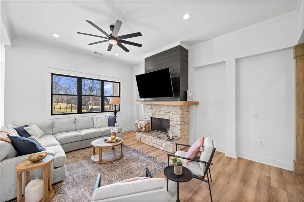 Dallas, Georgia, 30132, United States, 4 Bedrooms Bedrooms, ,3 BathroomsBathrooms,Residential,For Sale,1906312