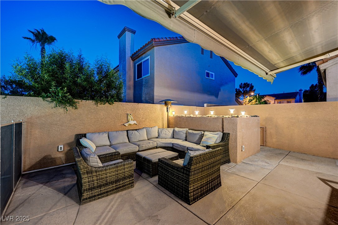 Las Vegas, Nevada, 89134, United States, 4 Bedrooms Bedrooms, ,3 BathroomsBathrooms,Residential,For Sale,1998518