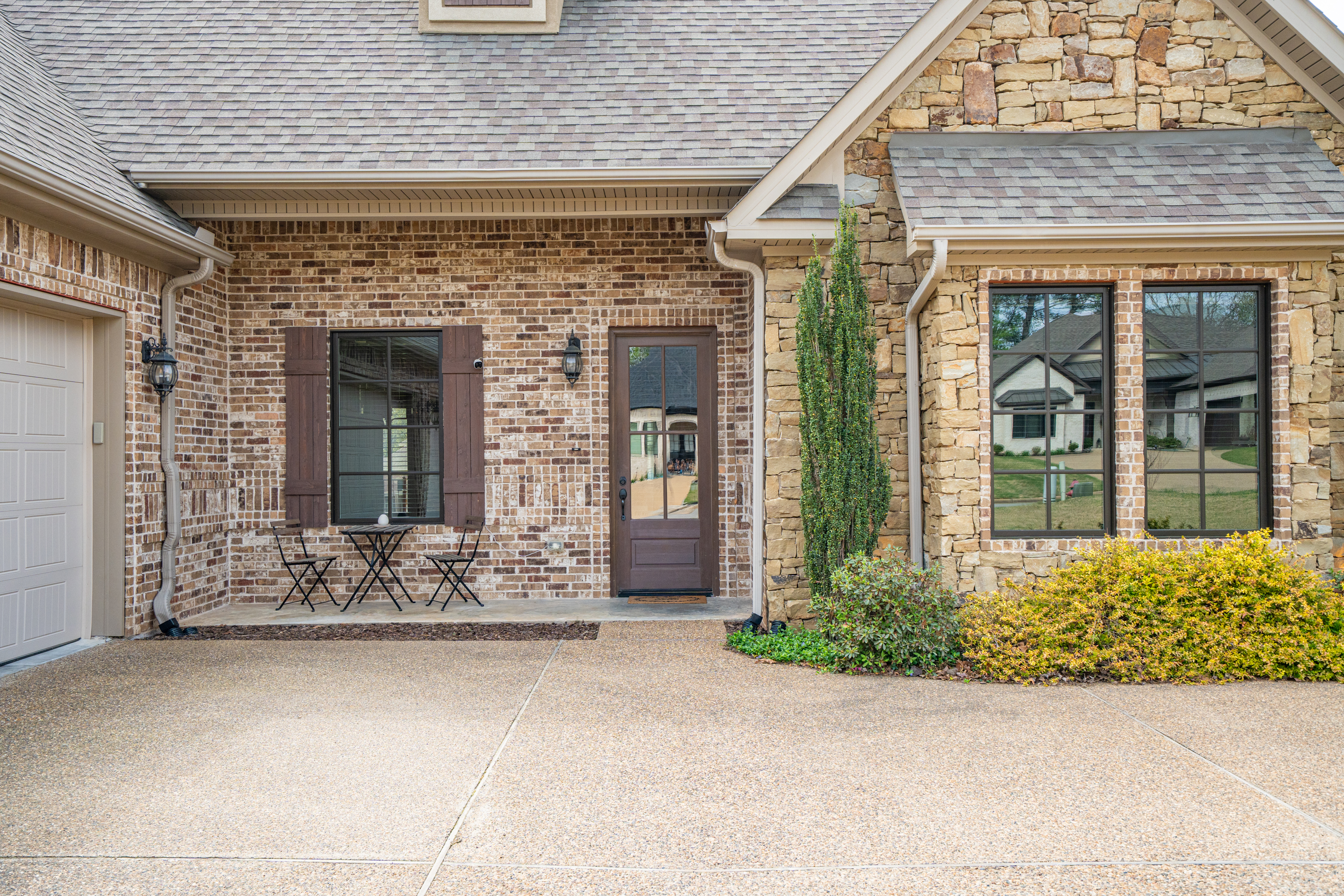 Hot Springs, Arkansas, 71901, United States, 4 Bedrooms Bedrooms, ,4 BathroomsBathrooms,Residential,For Sale,1760165