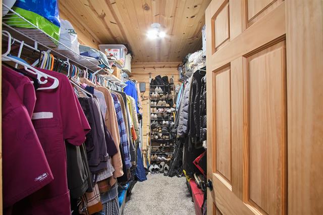 Hot Springs, South Dakota, 57747, United States, 3 Bedrooms Bedrooms, ,3 BathroomsBathrooms,Residential,For Sale,1924140