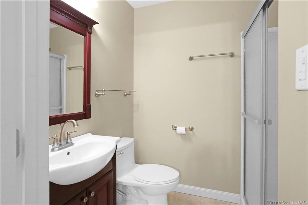 Lake Charles, Louisiana, 70605, United States, 5 Bedrooms Bedrooms, ,6 BathroomsBathrooms,Residential,For Sale,1974733