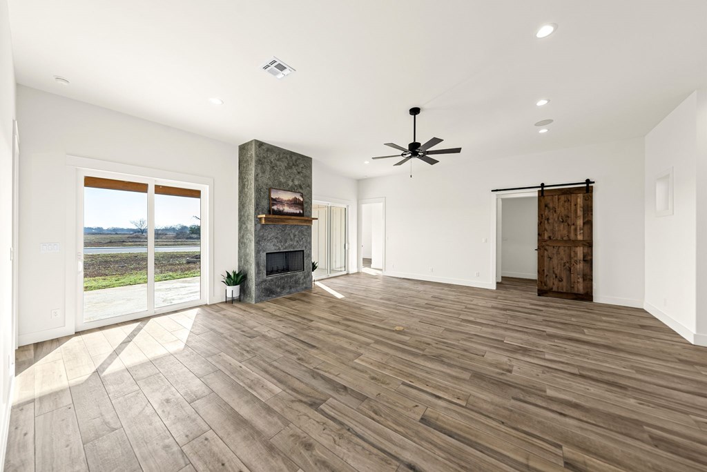 Kerrville, Texas, 78028, United States, 3 Bedrooms Bedrooms, ,3 BathroomsBathrooms,Residential,For Sale,2025103