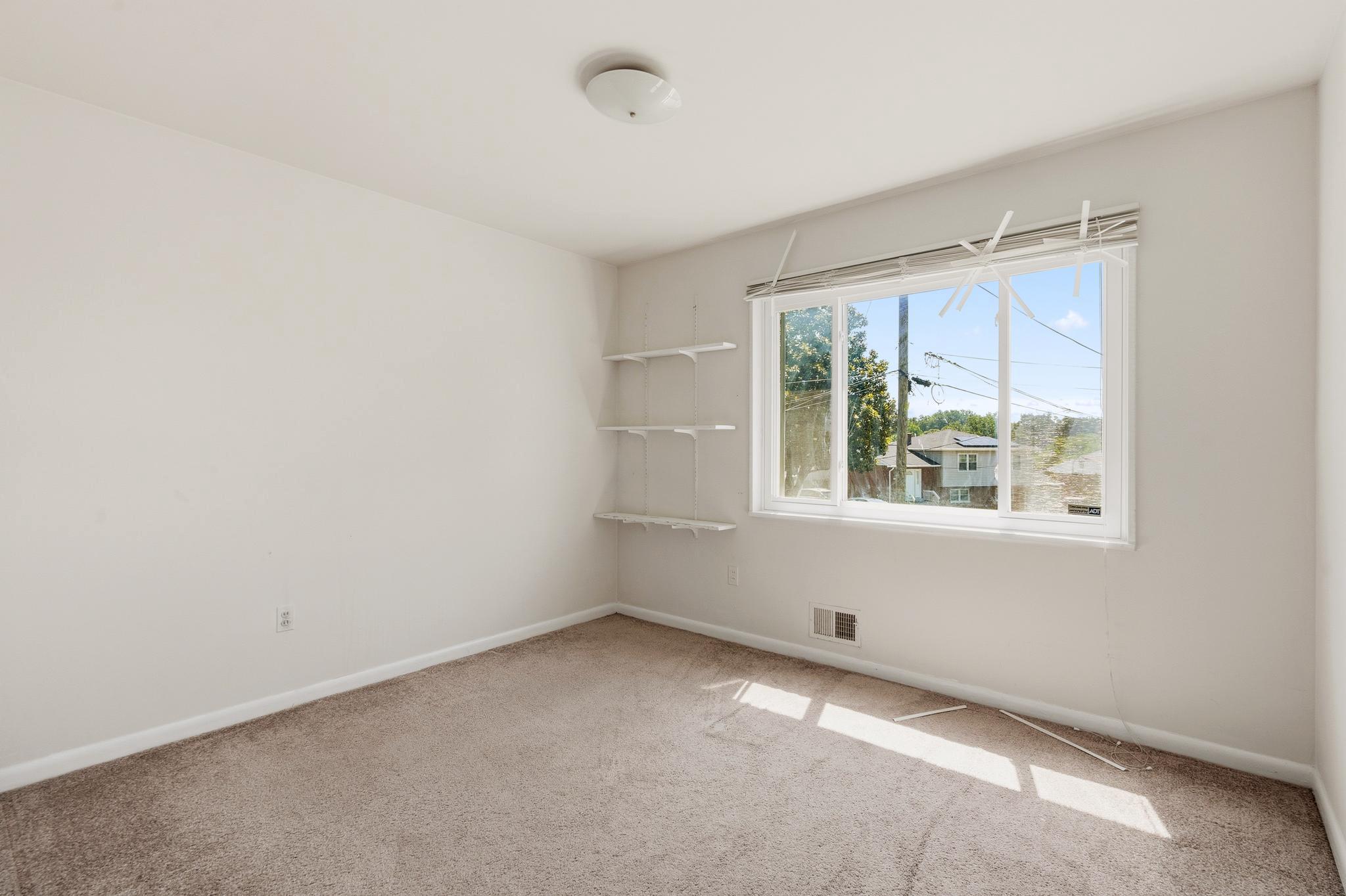  7201 Cloverdale Drive, Oxon Hill, MD, 20745 - 物件實景