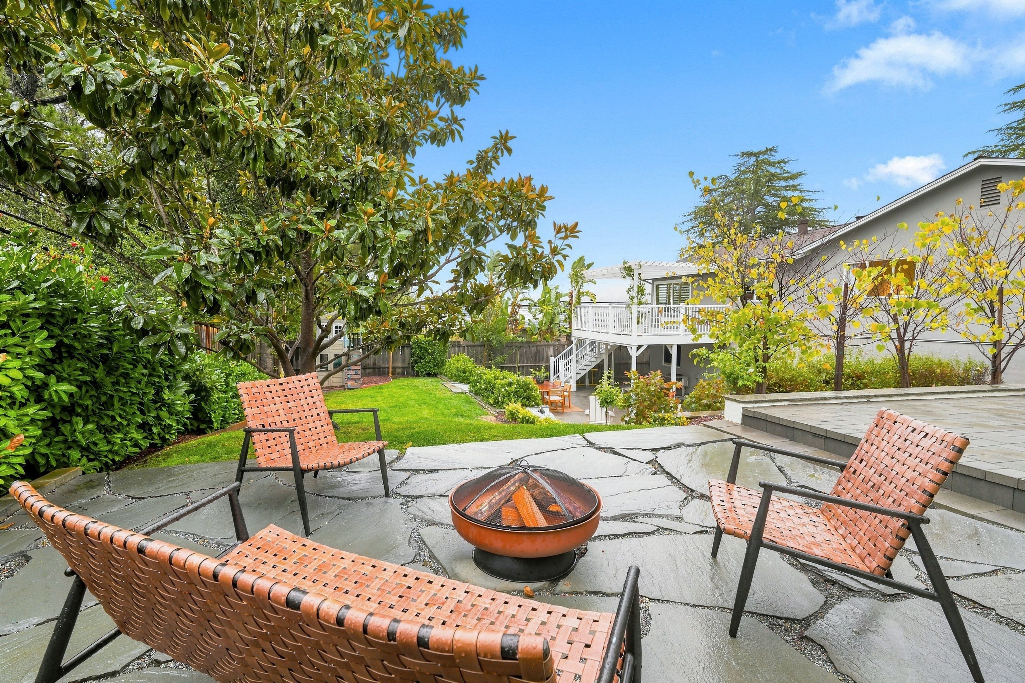  Remodeled in Farm Hill Estates - 物件實景