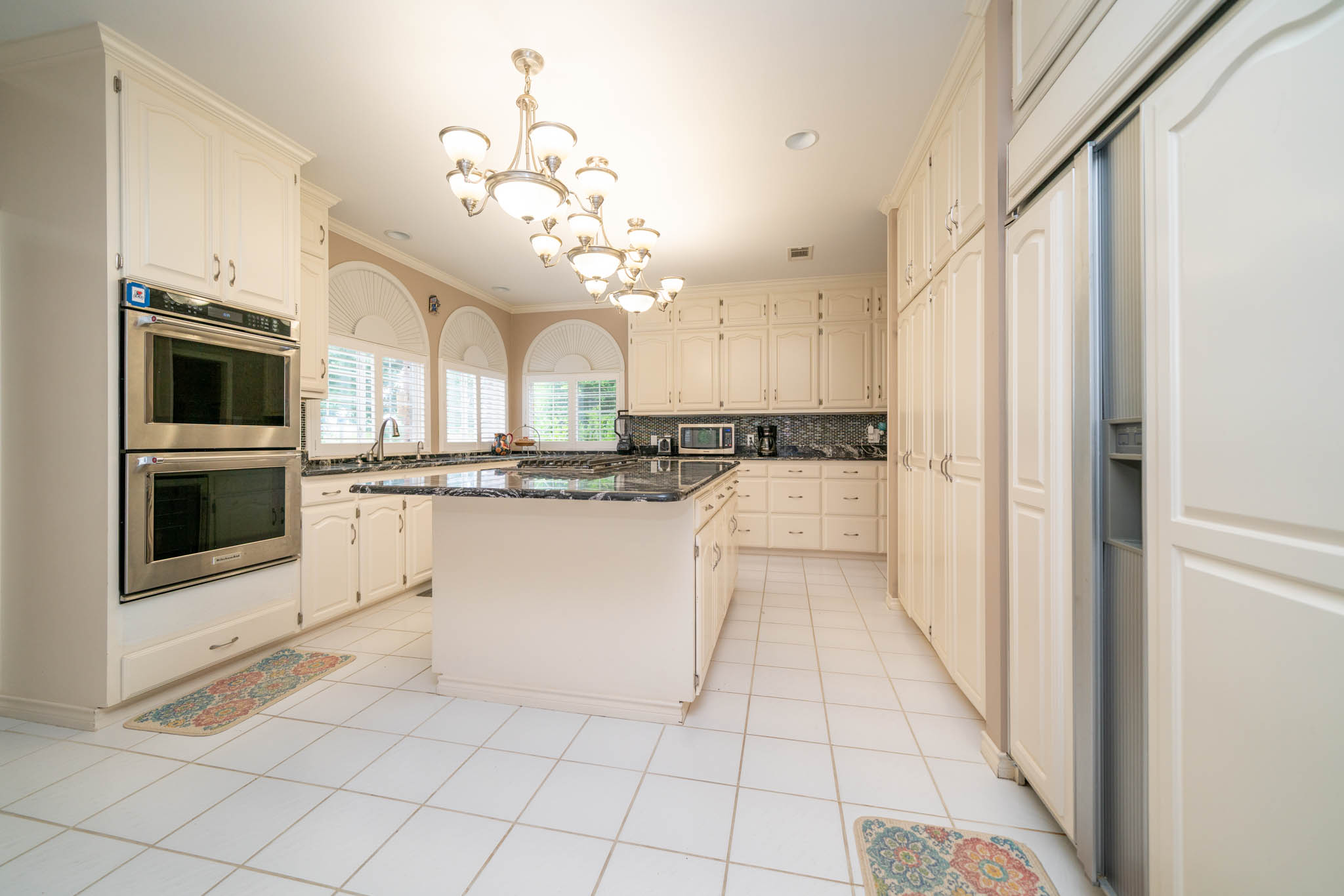 Jacksonville, Texas, 75766, United States, 3 Bedrooms Bedrooms, ,4 BathroomsBathrooms,Residential,For Sale,1984129