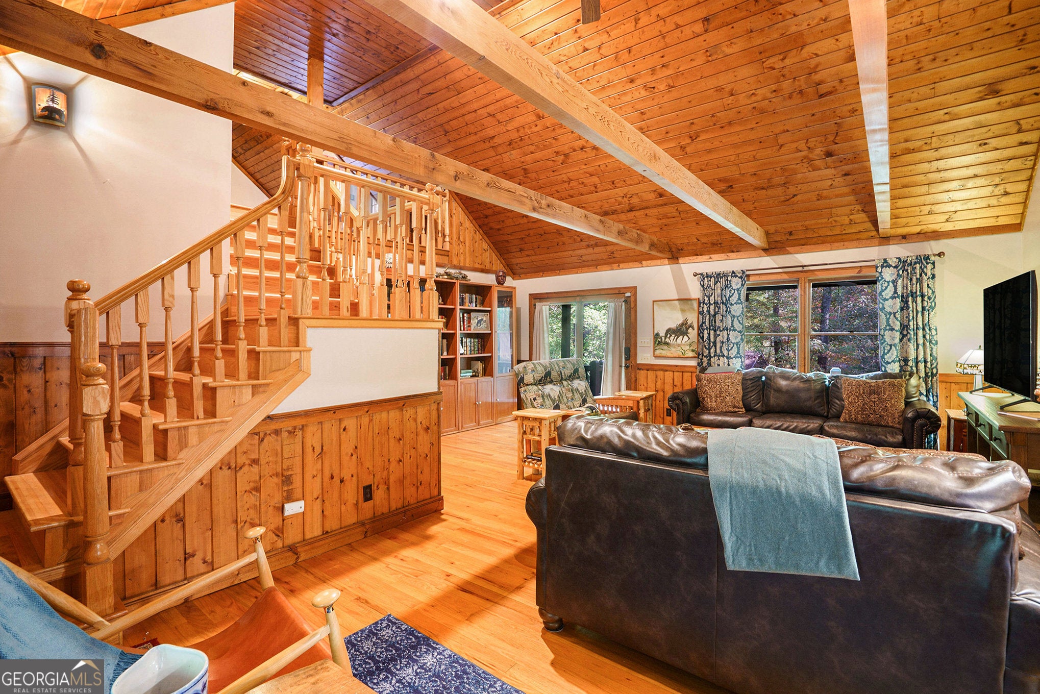 Blue Ridge, Georgia, 30513, United States, 3 Bedrooms Bedrooms, ,3 BathroomsBathrooms,Residential,For Sale,1969724