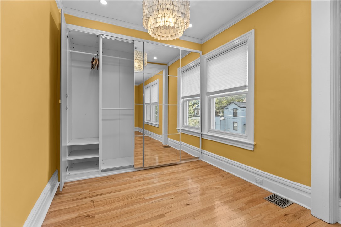 Highland Park, Pennsylvania, 15206, United States, 4 Bedrooms Bedrooms, ,3 BathroomsBathrooms,Residential,For Sale,1924844