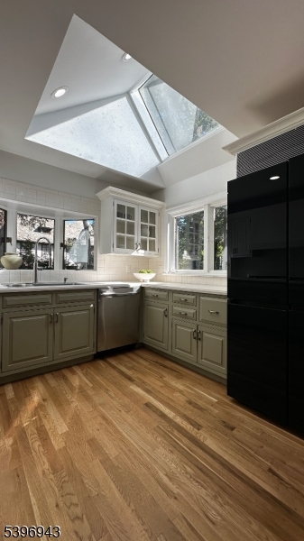 South Orange Village Twp., New Jersey, 07079, United States, 8 Bedrooms Bedrooms, ,7 BathroomsBathrooms,Residential,For Sale,1991818