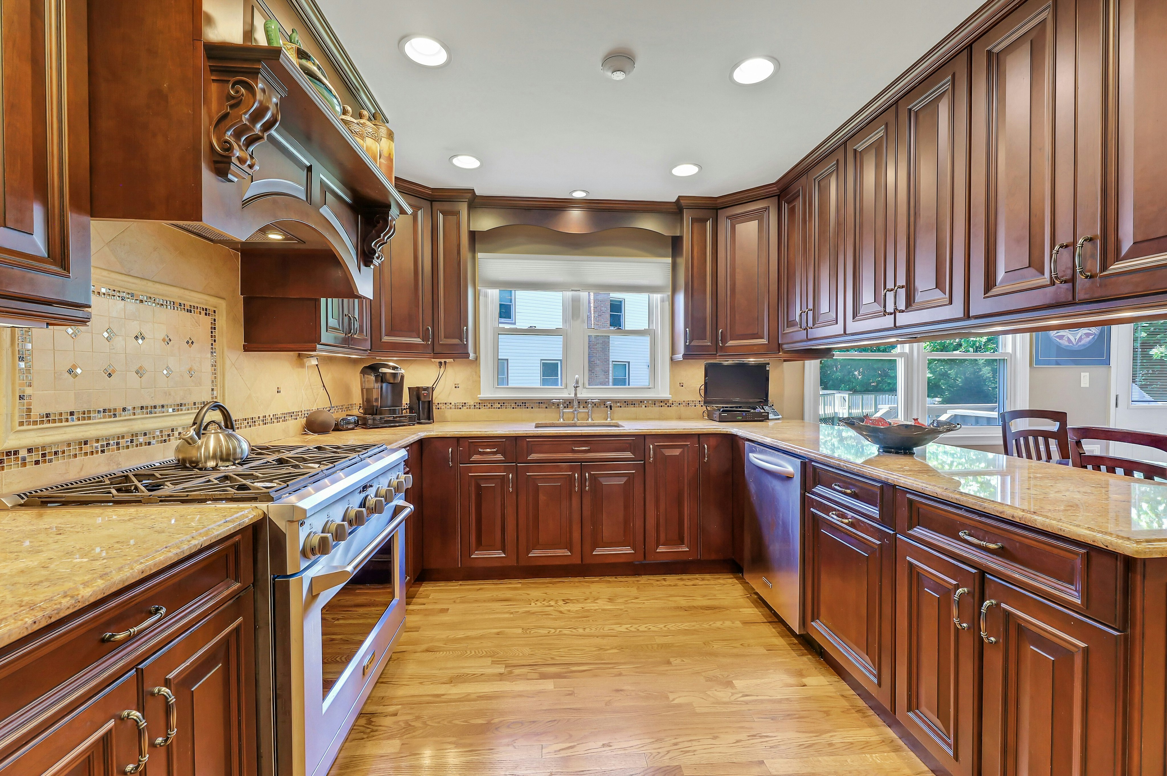  42-09 Cosgrove Court, Fair Lawn, NJ 07410 - 物件實景