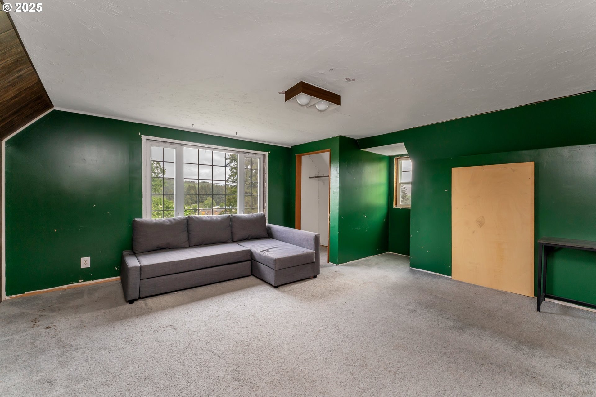 Nehalem, Oregon, 97131, United States, 5 Bedrooms Bedrooms, ,3 BathroomsBathrooms,Residential,For Sale,1847261