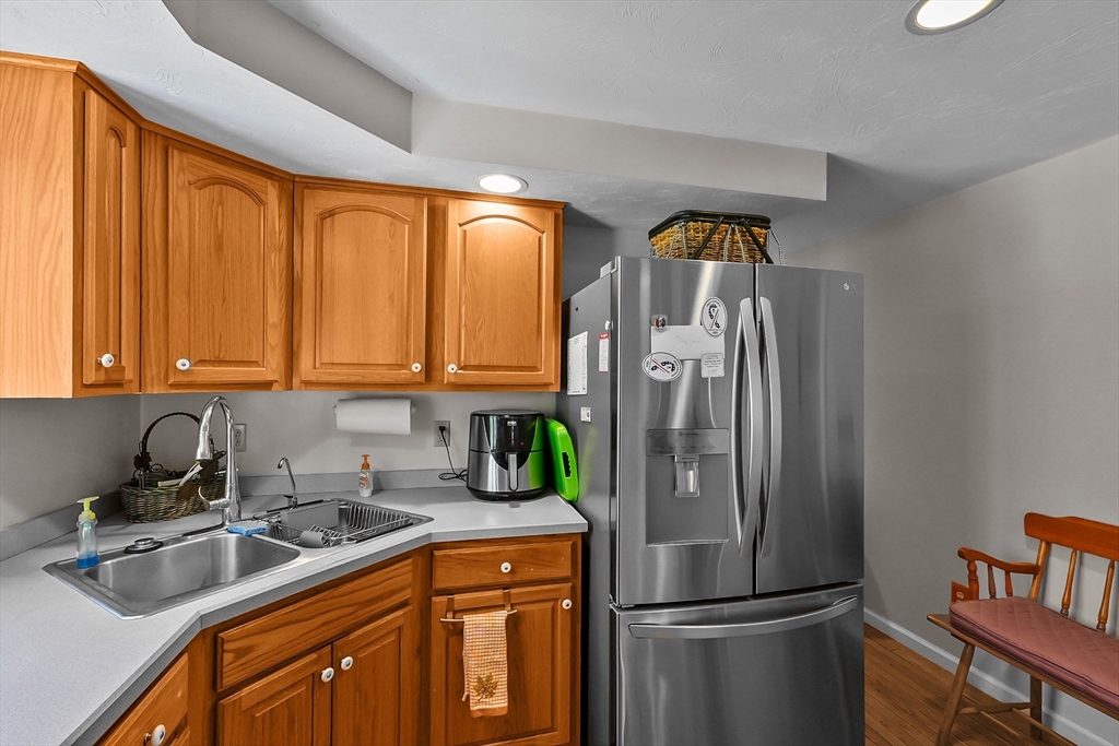 Attleboro, Massachusetts, 02703, United States, 4 Bedrooms Bedrooms, ,4 BathroomsBathrooms,Residential,For Sale,1880500