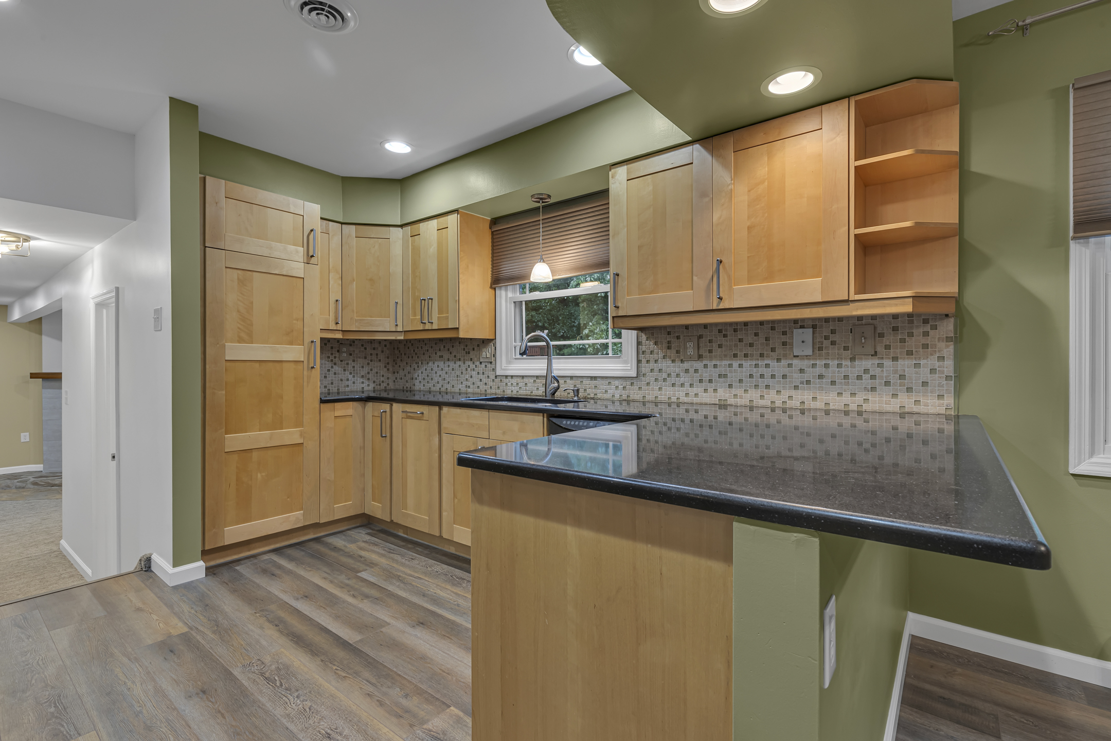  120 West Woodland Drive, Aliquippa, PA 15001 - 物件實景