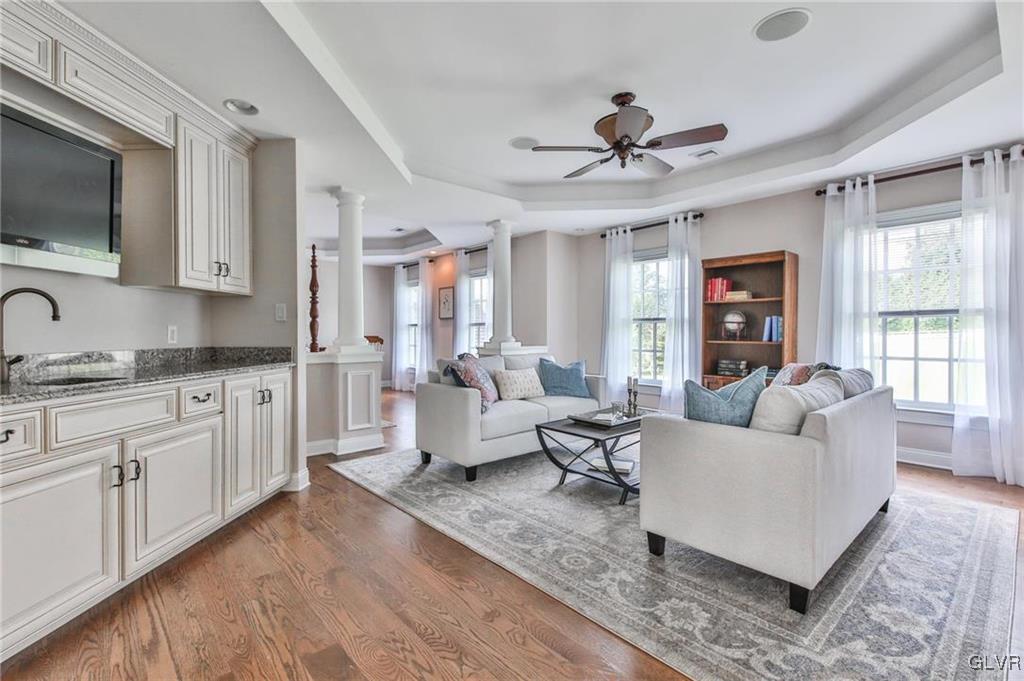 Moore Twp, Pennsylvania, 18014, United States, 4 Bedrooms Bedrooms, ,5 BathroomsBathrooms,Residential,For Sale,1766322