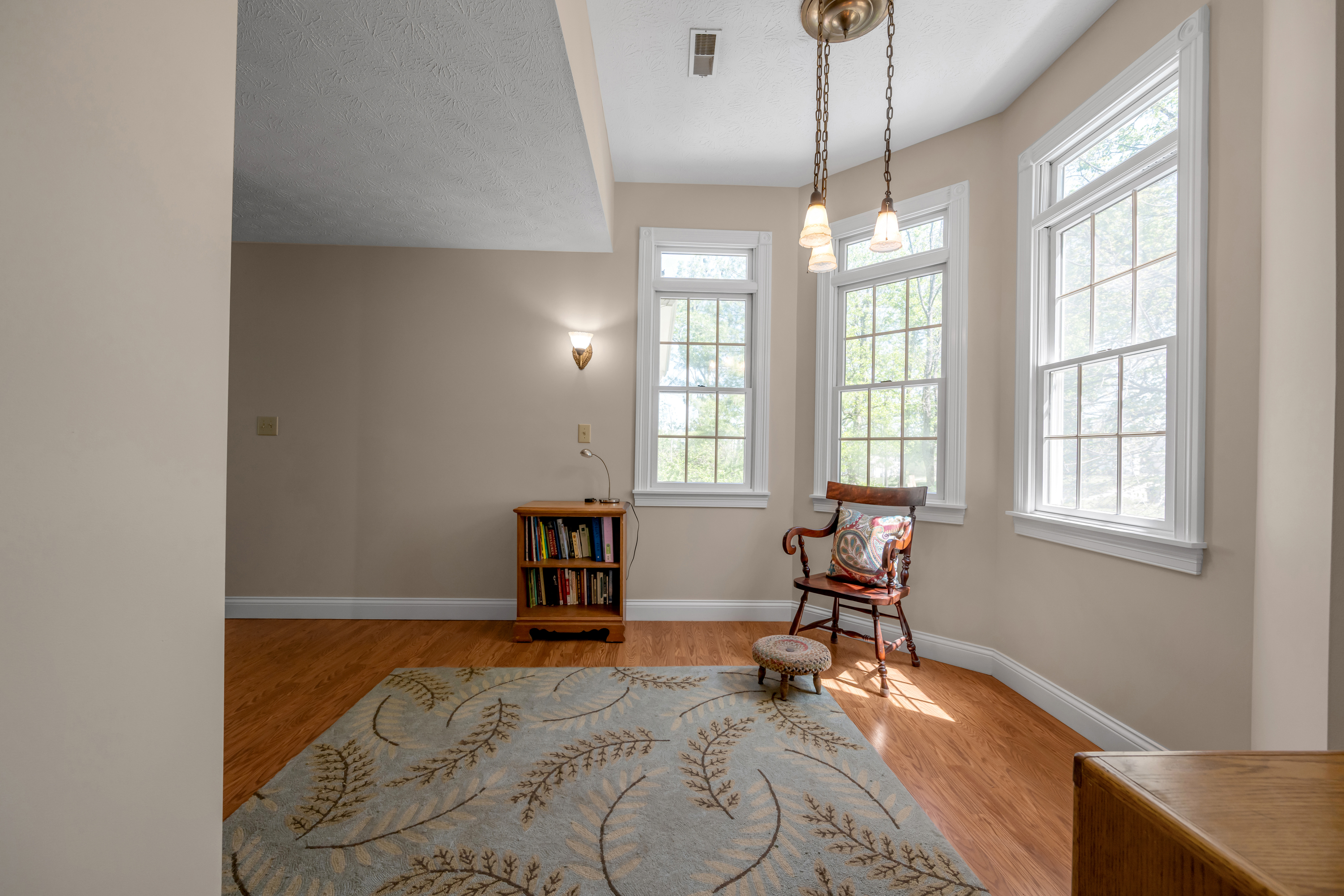  186 Hunter Drive - 物件實景