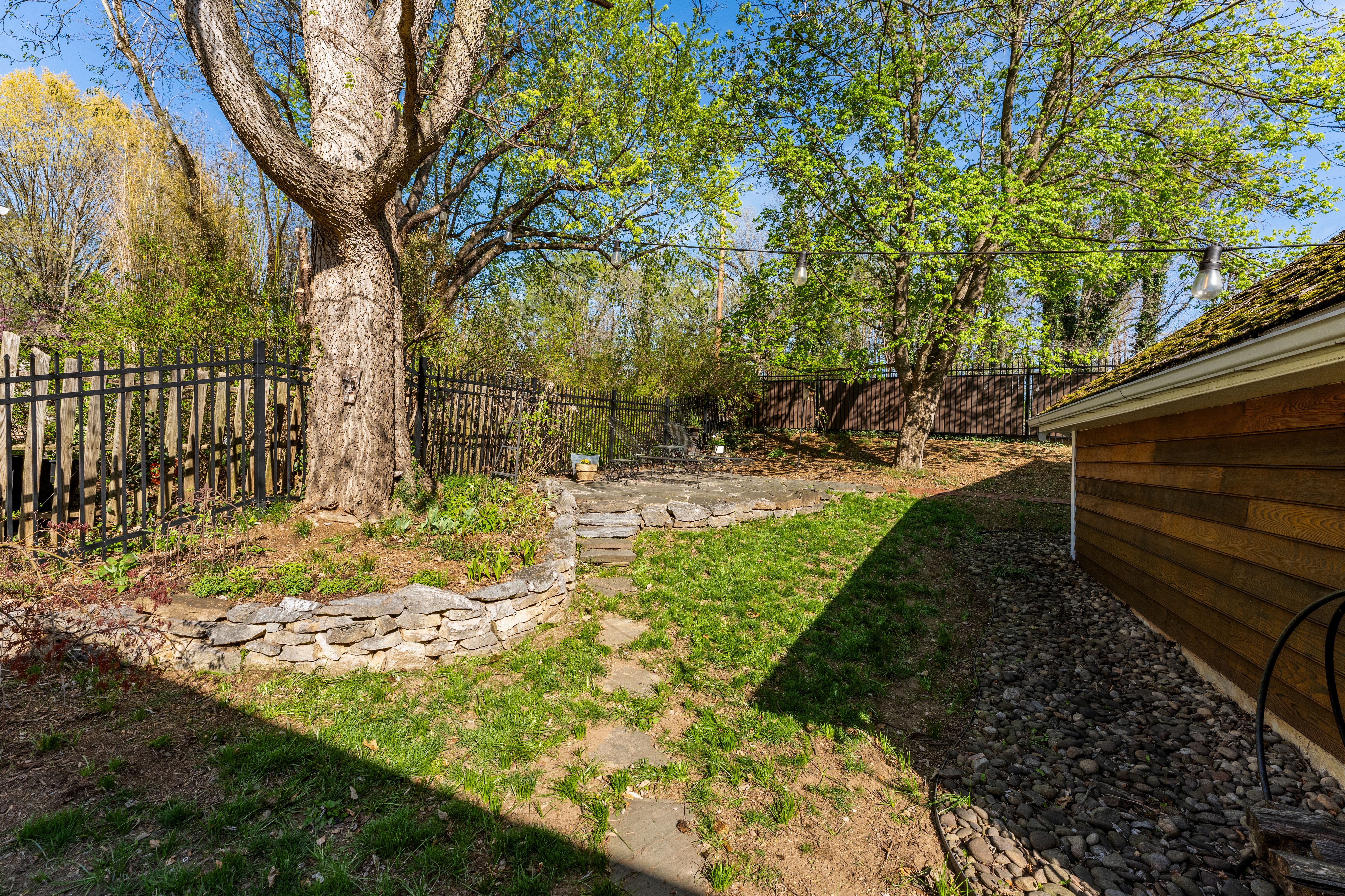  301 E German Street, Shepherdstown, WV, 25443 - 物件實景