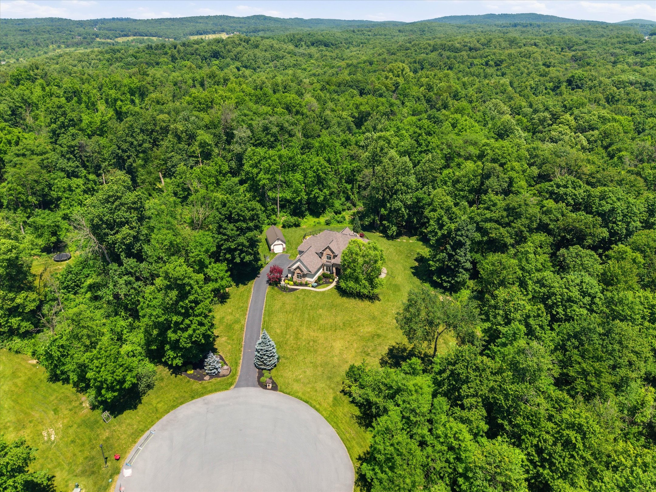  1392 Fox Hill Dr, Palmyra, PA 17078 - 物件實景