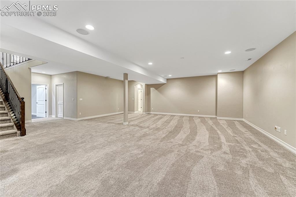 Colorado Springs, Colorado, 80921, United States, 5 Bedrooms Bedrooms, ,4 BathroomsBathrooms,Residential,For Sale,1939279