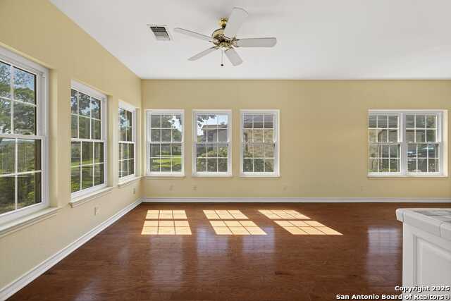 Kerrville, Texas, 78028, United States, 3 Bedrooms Bedrooms, ,4 BathroomsBathrooms,Residential,For Sale,1910535