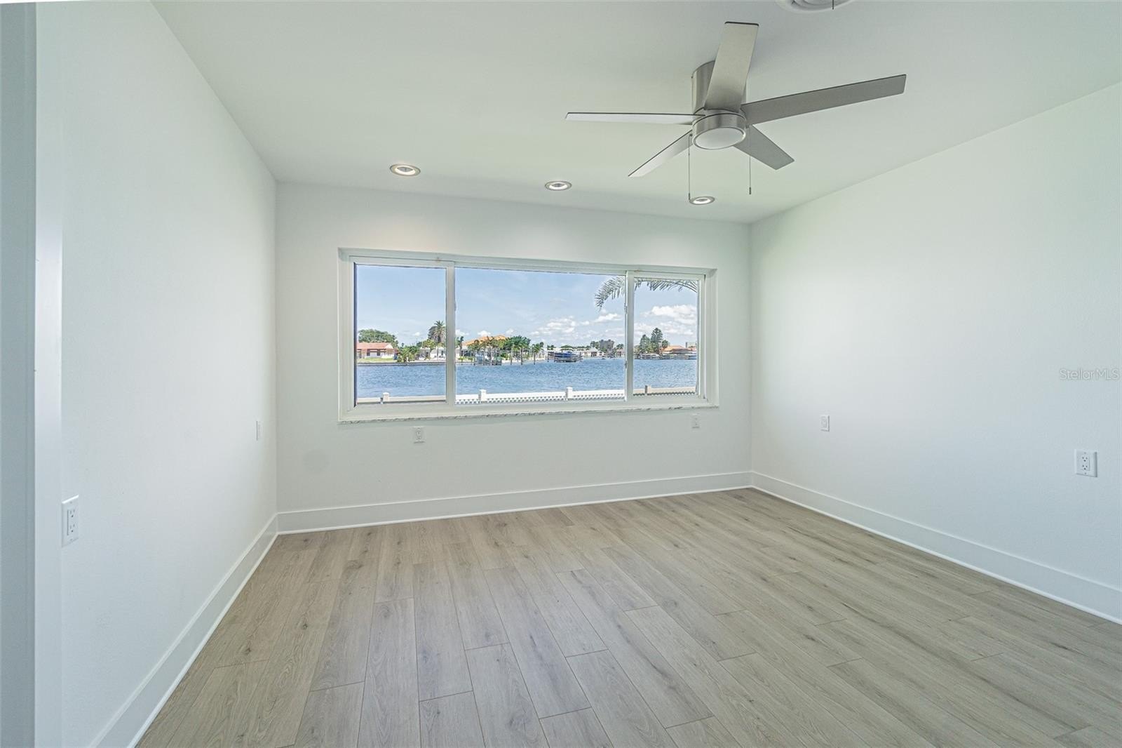 ST PETE BEACH, Florida, 33706, United States, 4 Bedrooms Bedrooms, ,3 BathroomsBathrooms,Residential,For Sale,1983550